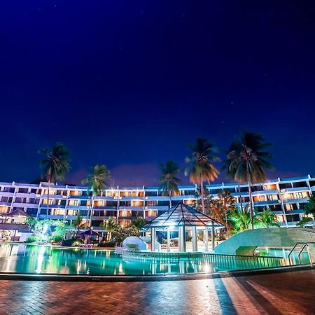 Tunamaya Beach & Spa Resort- Desaru Esterno foto