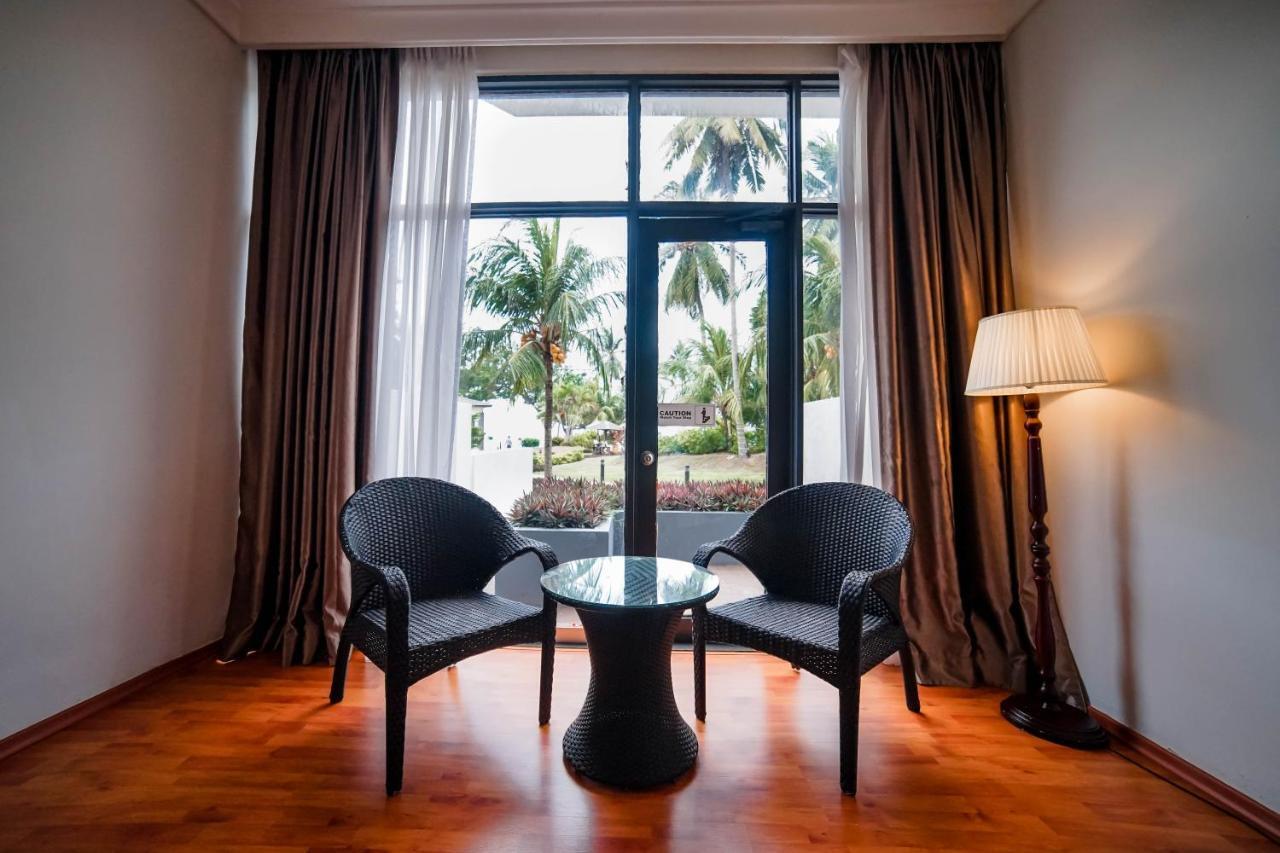 Tunamaya Beach & Spa Resort- Desaru Esterno foto