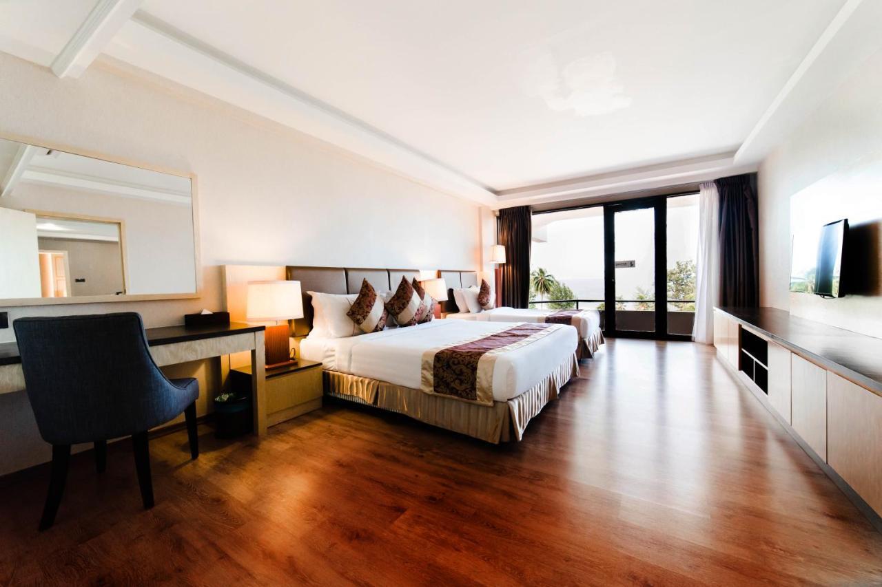 Tunamaya Beach & Spa Resort- Desaru Esterno foto